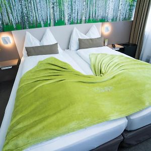 Design Zimmer mit zwei Einzelbetten